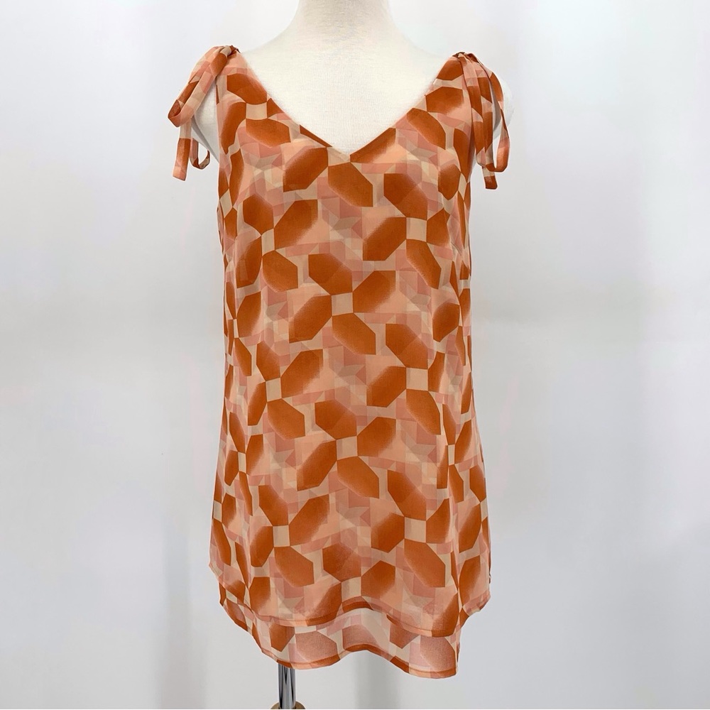 Cabi NWT Pinwheel Top #5358, Peach and Brick-Dust Layered Chiffon Sleeveless Top